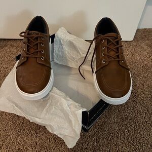 Nautica Men's Tan Sneakers with White Outsoles